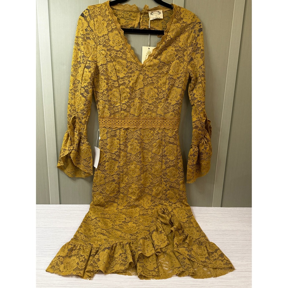 Joyfolie Zena Lace Dress Honey Mustard Yellow Bell Sleeve Open Back XS NEW